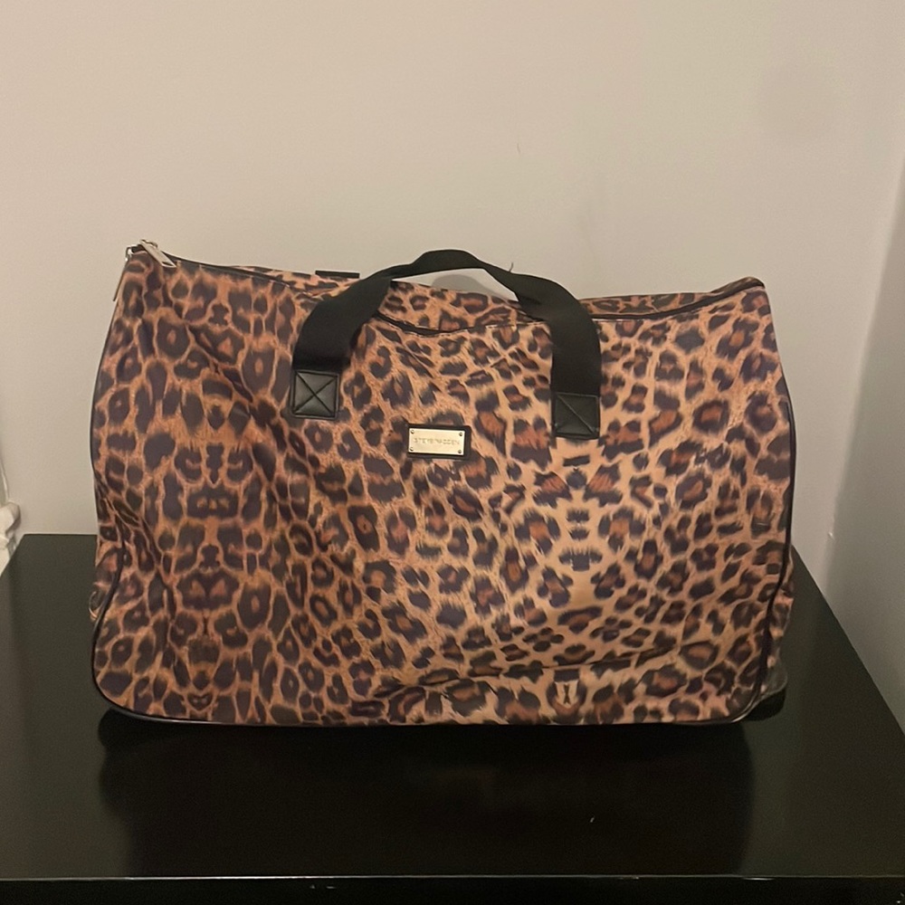 STEVE MADDEN LUGGAGE SUITCASE WHEELED DUFFLE BAG